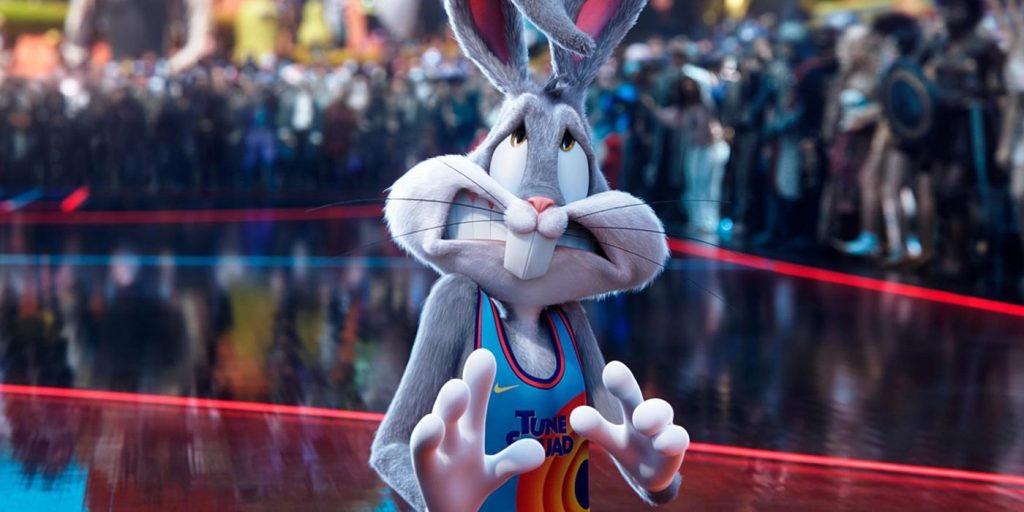 Bugs Bunny qui a peur dans le film Space Jam : un nouvel héritage.